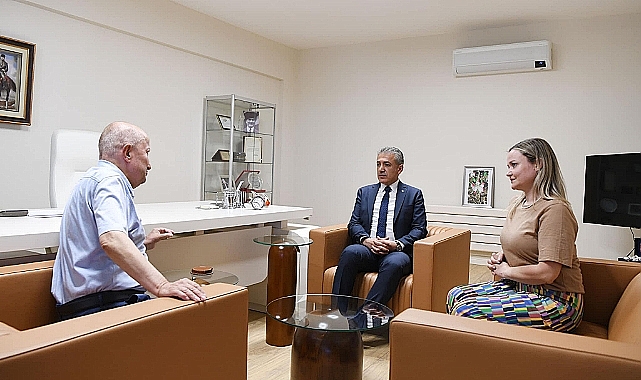 Bifa Bisküvi Baba Kız Vali Akkoyun'u Ağırladı