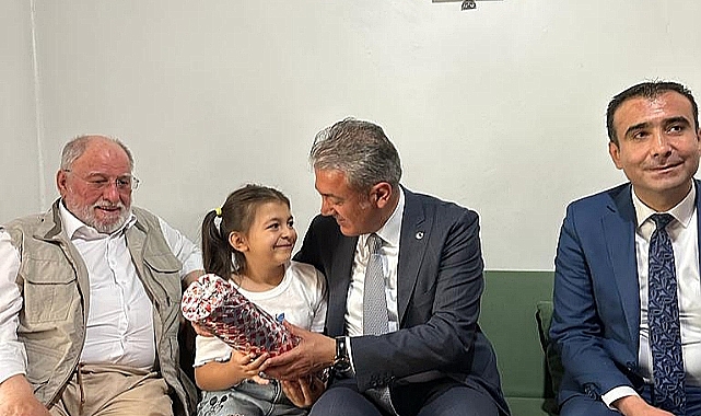 Vali Akkoyun'dan Şehit Ailesine Bayram Ziyareti