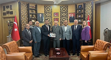 Başkan Kalaycı ve belediye meclis üyelerinden MHP Lideri Devlet Bahçeli'ye ziyaret