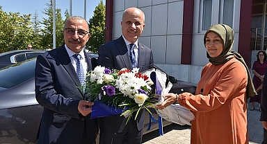 YÖK Başkanı Erol Özvar, Karaman'da Ziyaretlerde Bulundu