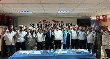 AK Parti Kazımkarabekir'de Devir Teslim Yapıldı