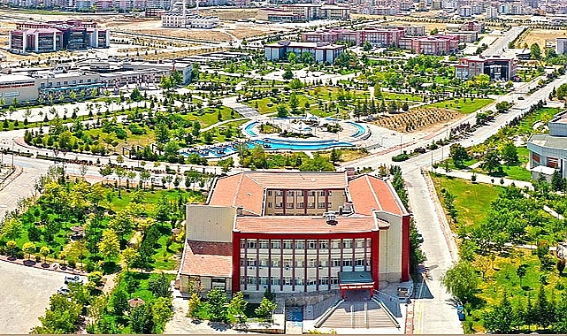 KMÜ'de Cumhuriyetin 100. Yılında Türkiye Paneli düzenlenecek
