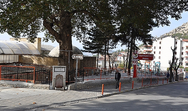 Ermenek Belediyesi'nden Çocuklara Cumhuriyet Hediyesi
