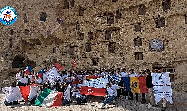 8 Ülkeden 55 Genç, Karaman'ı ve Girişimciliği Keşfediyor