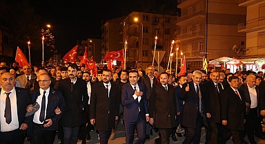 MHP'nin Yeniden Şahlanış Gecesi Coşkulu Geçti