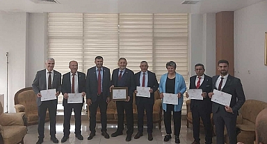 Durmuş Demir Mazbatasını Aldı