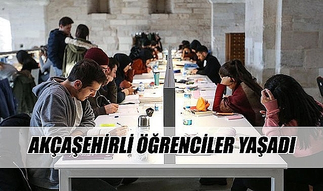 Akçaşehirli üniversite öğrencileri yaşadı