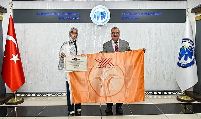 KMÜ'ye 5 bayrak
