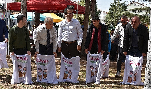 Otizm Farkındalığı İçin Hep Birlikte: Karaman'da Renkli Etkinlik