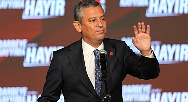 Özgür Özel Yeniden CHP Genel Başkanı Seçildi
