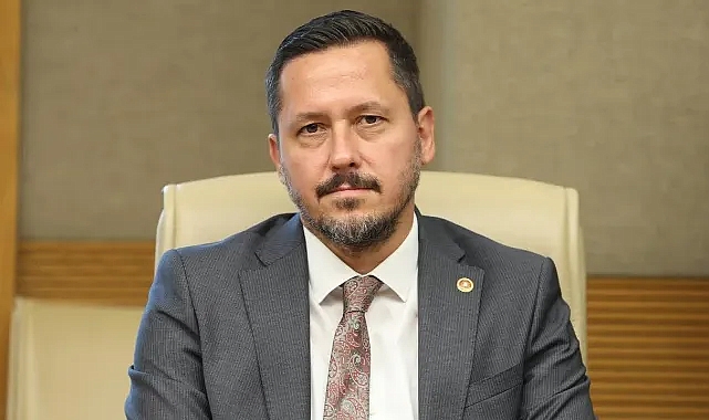 Vekil Eser’den Manidar Paylaşım: “İftira Etmektense İftiraya Uğramayı Tercih Ederim”