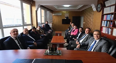 Karaman Valisi Çiçek, Siyasi Partileri Ziyaret Etti