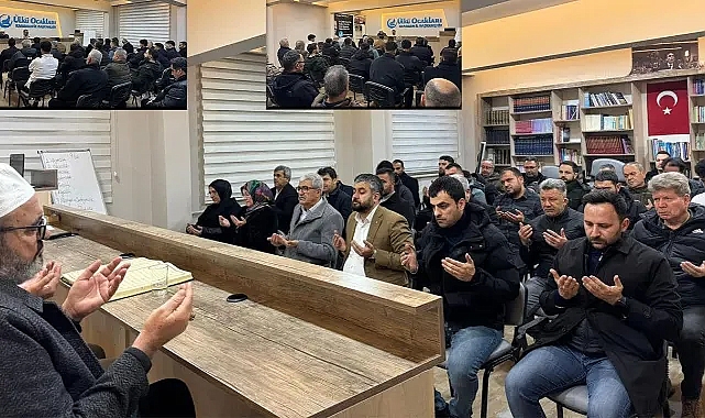 Ülkü Ocakları’ndan 6 Şubat Depreminde Hayatını Kaybedenlere Kur’an Tilaveti