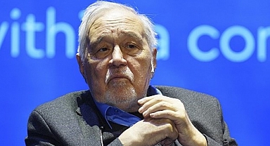 Ünlü Tarihçi İlber Ortaylı Hayatını Kaybetti