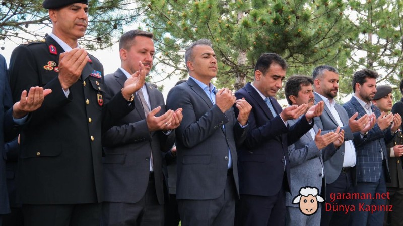 Garnizon ve Polis Şehitliği Ziyaret Edildi
