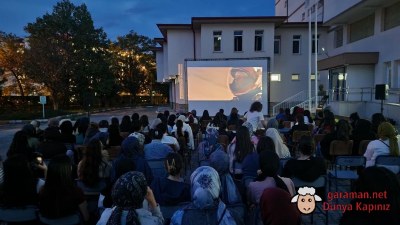 Öğrenciler Açık Hava Sinemasında Buluştu
