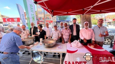 Saadet Partisi Karaman Kadın Kollarından Aşure İkramı