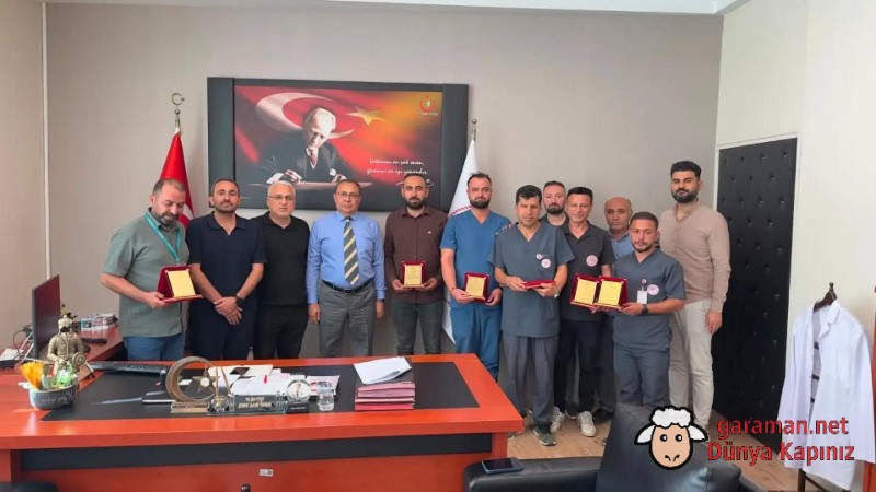 Karaman’da 1,5 Yıllık İş 6 Haftada Bitti: Hastane Çalışanlarına Plaket