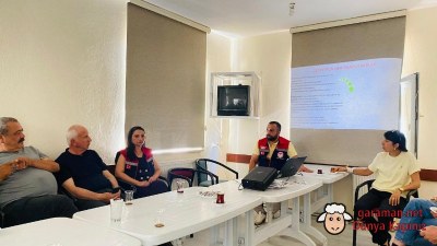 Karalgazi Köyü’nde Elma Hasadı Öncesi Pestisit Denetimi Bilgilendirmesi Yapıldı